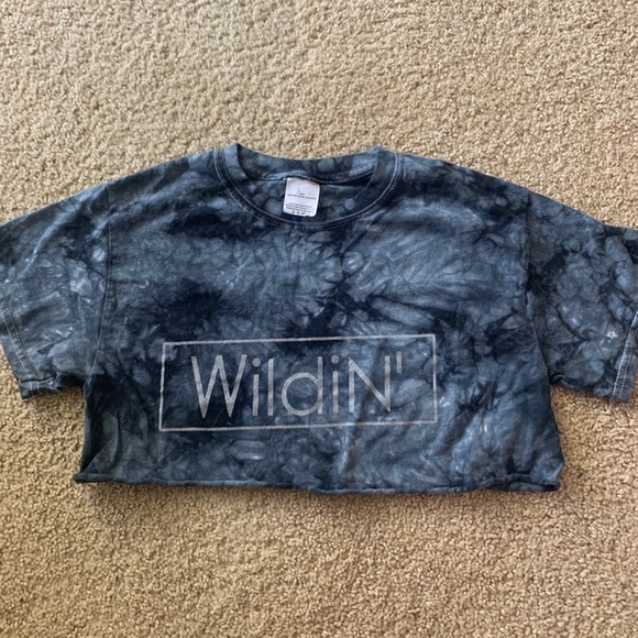 Cropped Tee - Picture 2 of 3